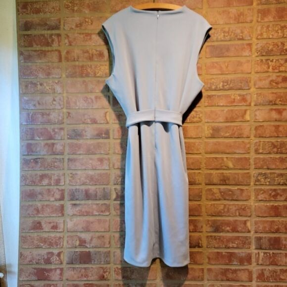 Alexia Admor SAVANNAH SLEEVELESS WRAP SHEATH 1x - Picture 4 of 7